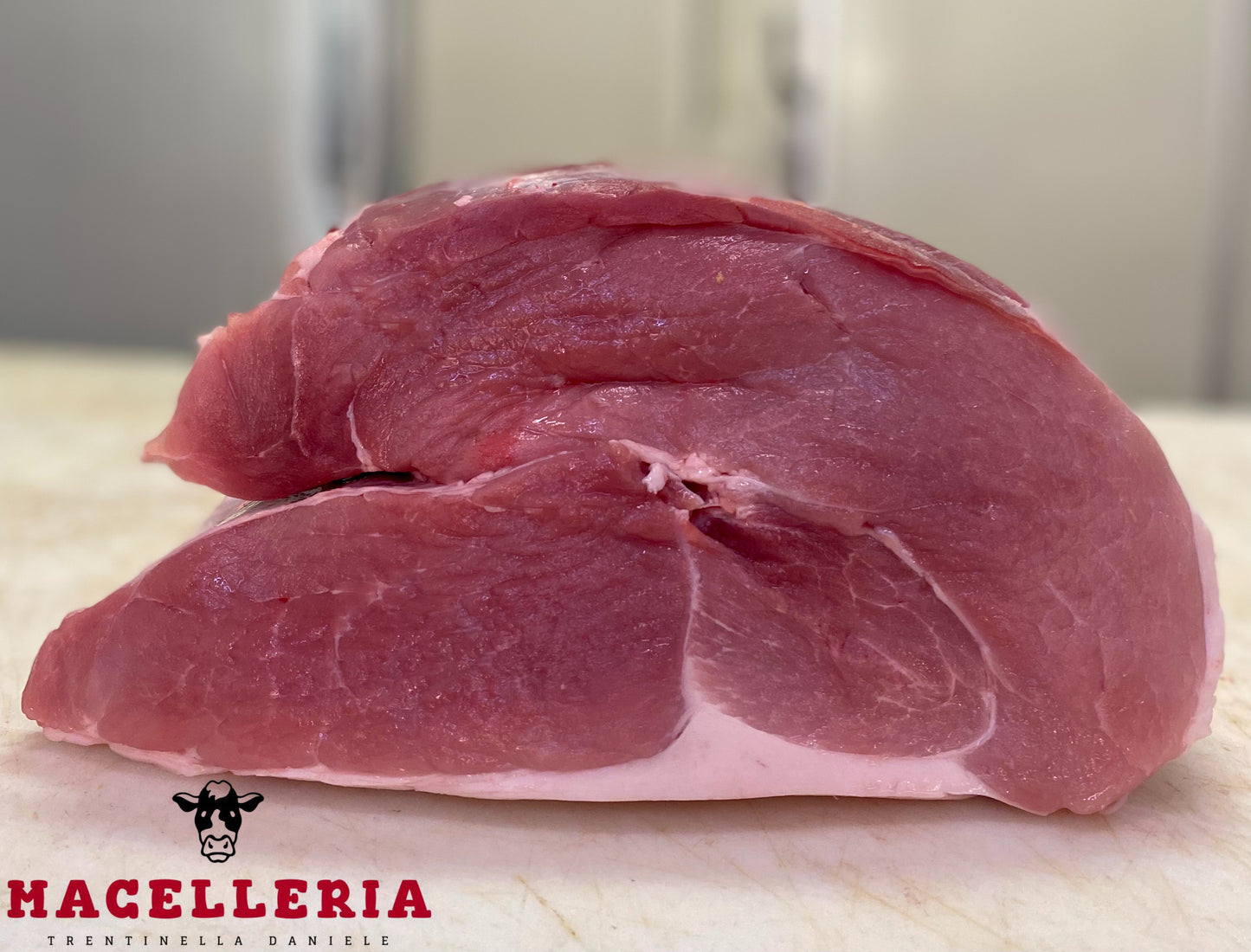 PROSCIUTTO DI MAIALE INTERO (8,29€/KG)